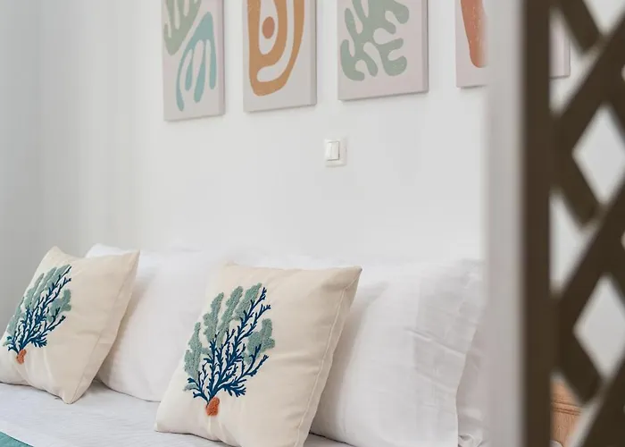 Wave 1 Min Walk To Near Center * بلدة كوس