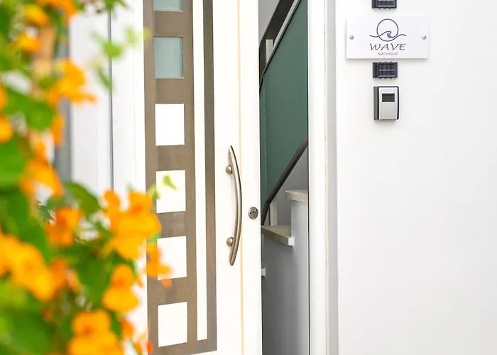 Wave 1 Min Walk To Near Center بلدة كوس